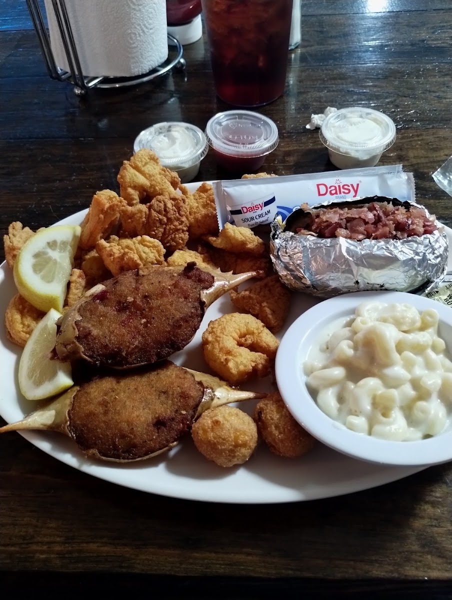 Locals Seafood And Grill Photos 2